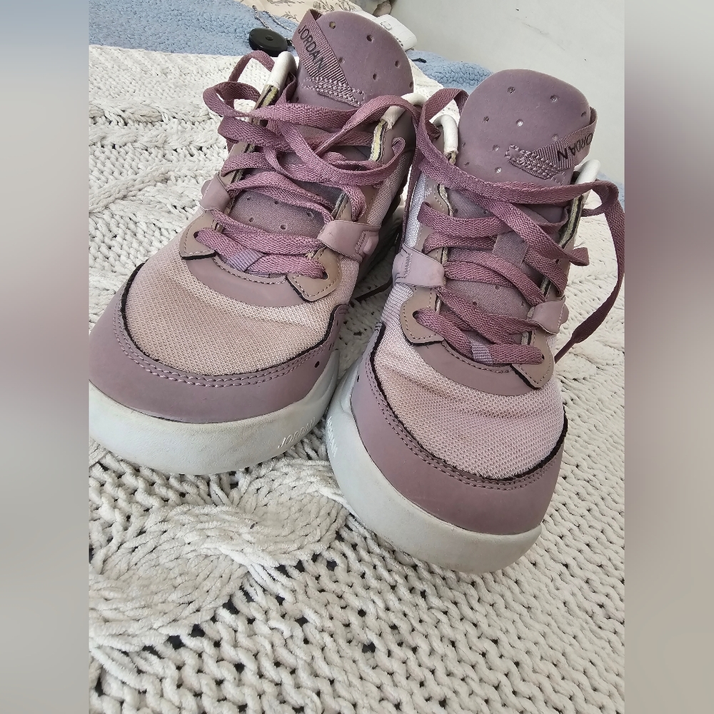 Women's Jordan Air NFH 'Infinite Lilac' - Picture 9 of 9